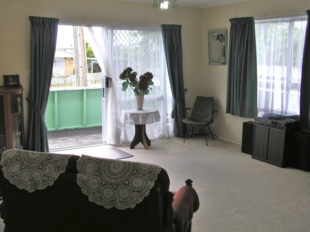 1/2 Garelja Road, Henderson, Auckland - Carousel 2