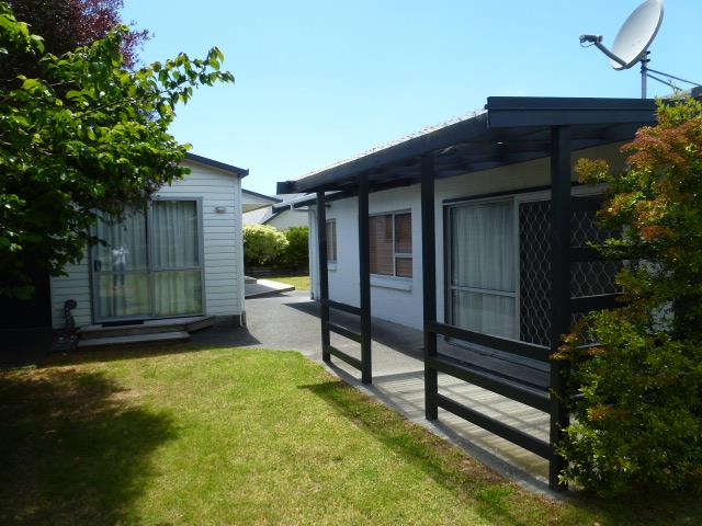 212 Ocean Road, Whangamatā - Carousel 1
