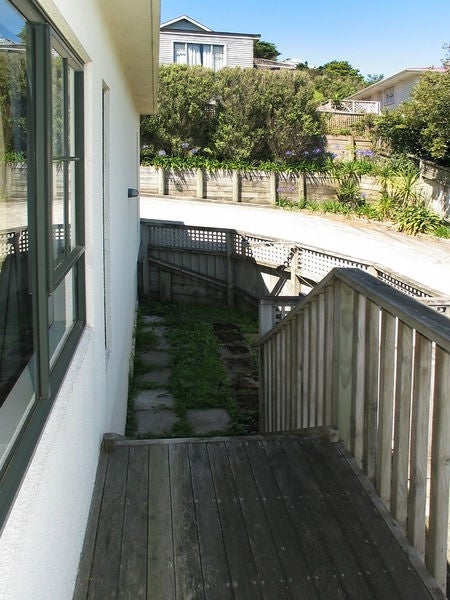 42 Sheridan Terrace, Johnsonville, Wellington - Carousel 13
