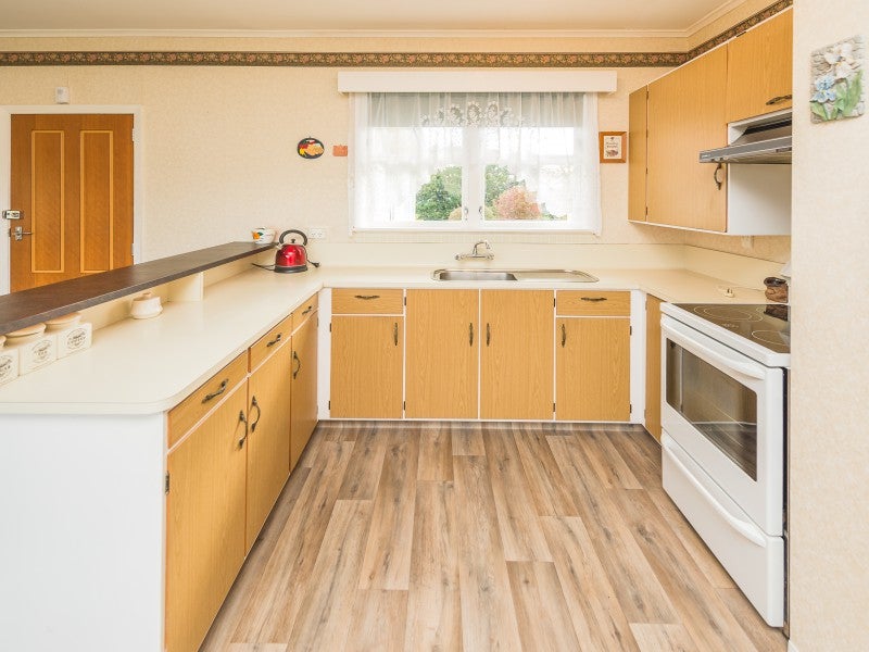 60 Mount View Road, Bastia Hill, Whanganui - Carousel 2