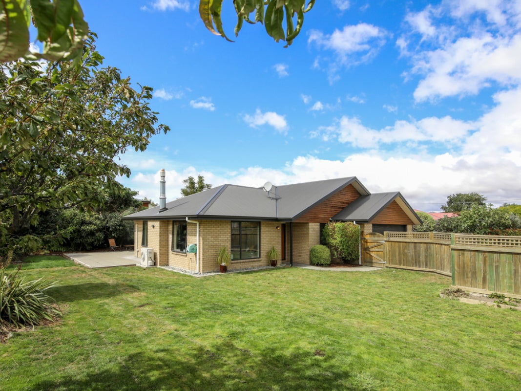 38A Fulton Street, Springlands, Blenheim - Carousel 1