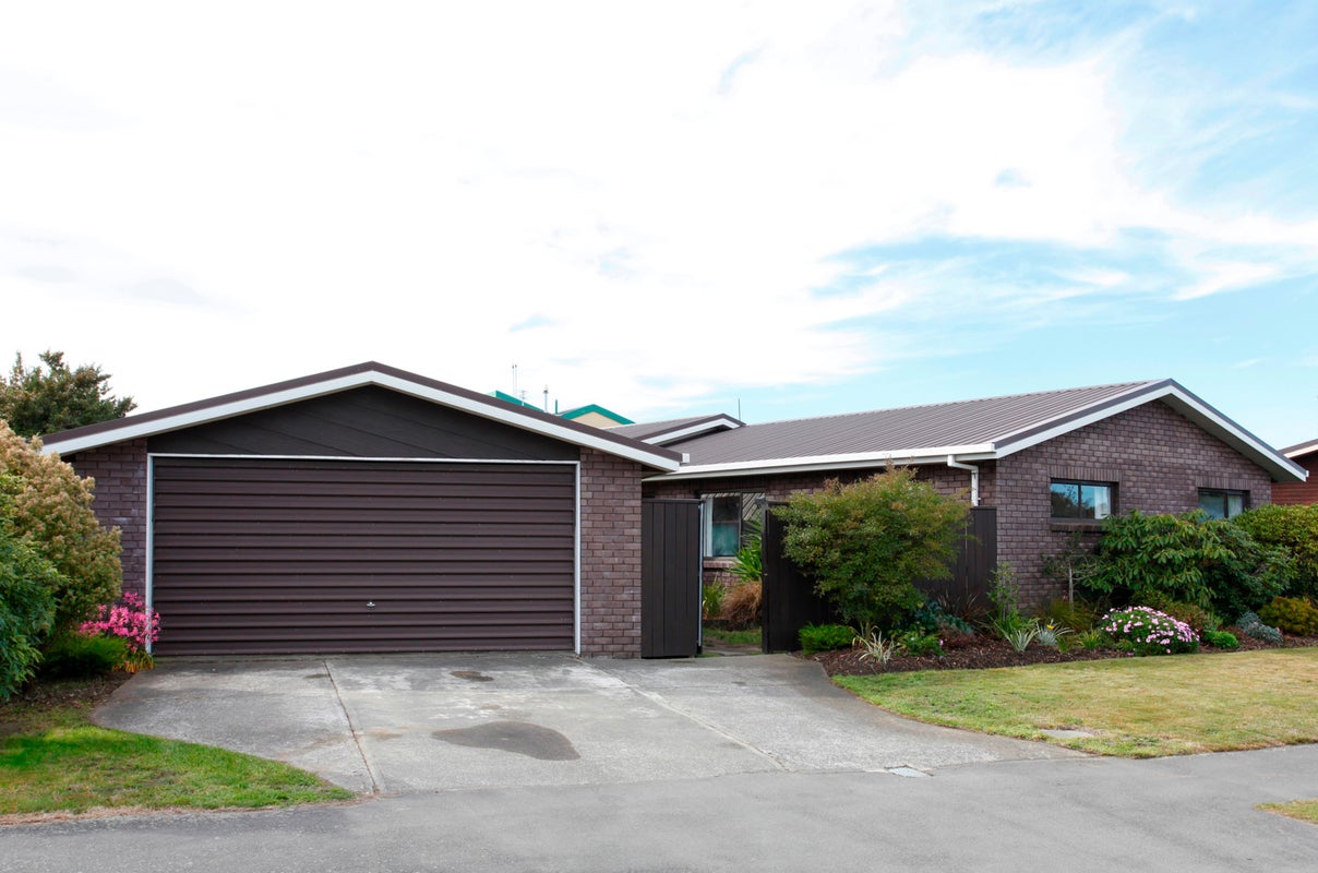 4 Pinaster Place, Parklands, Christchurch - Carousel 2