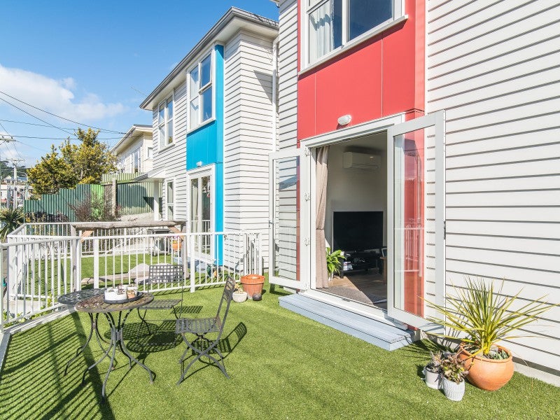 1/21 Luxford St, Berhampore, Wellington - Carousel 12