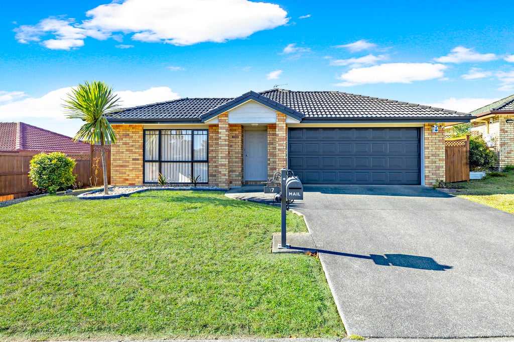 17 Skelton Avenue, Randwick Park, Auckland - Carousel 1