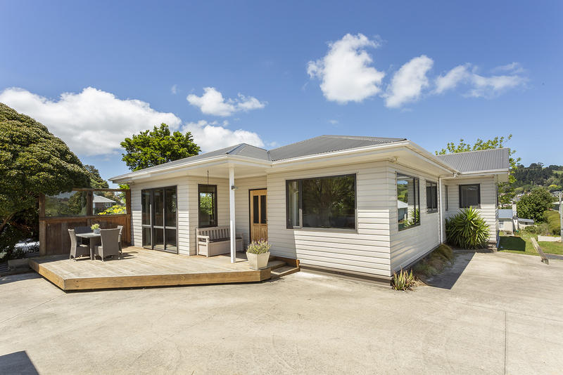 16 Binnie Street, Abbotsford, Dunedin - Carousel 1