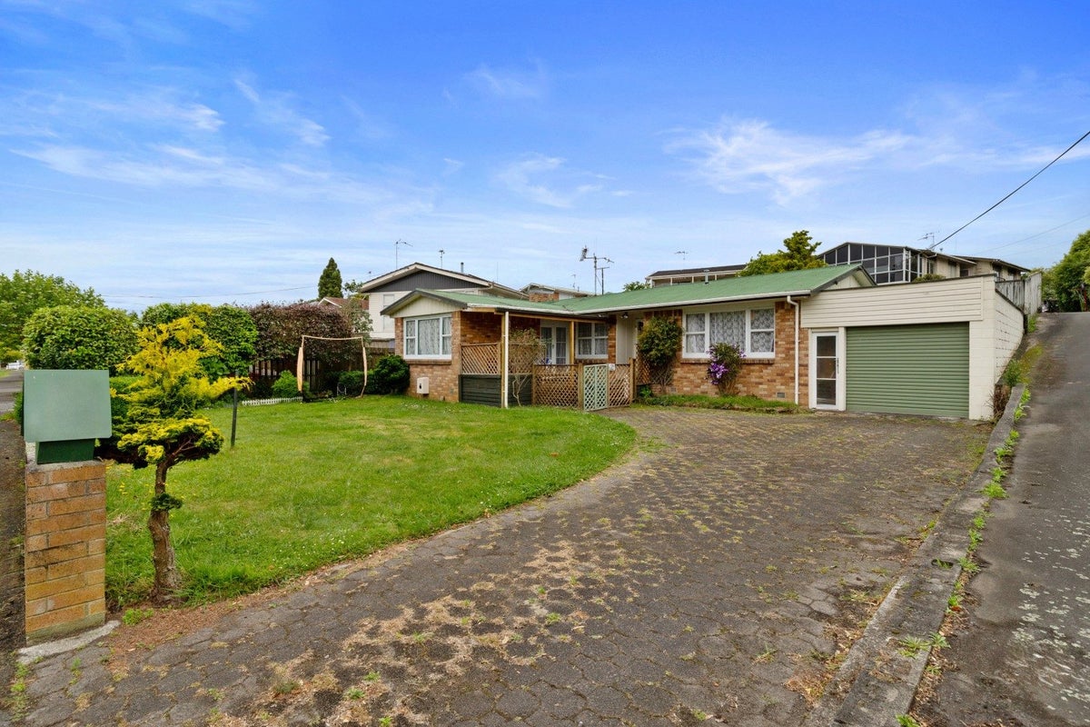 157 Mahoe Street, Melville, Hamilton - Carousel 2