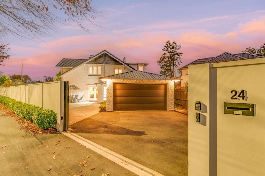 24 Snowdon Road, Fendalton, Christchurch - Carousel 2