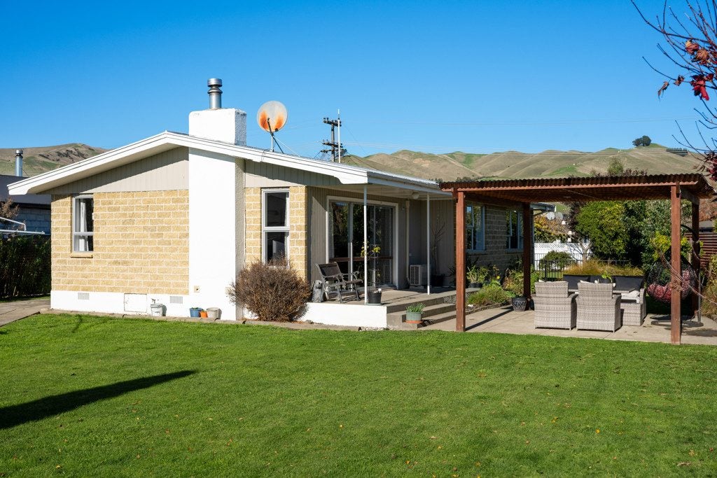 16 Gilbert Street, Witherlea, Blenheim, Marlborough - Carousel 1