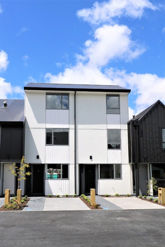 13 Te Ara O Ripeka Wharawhara, Petone, Lower Hutt - Carousel 1