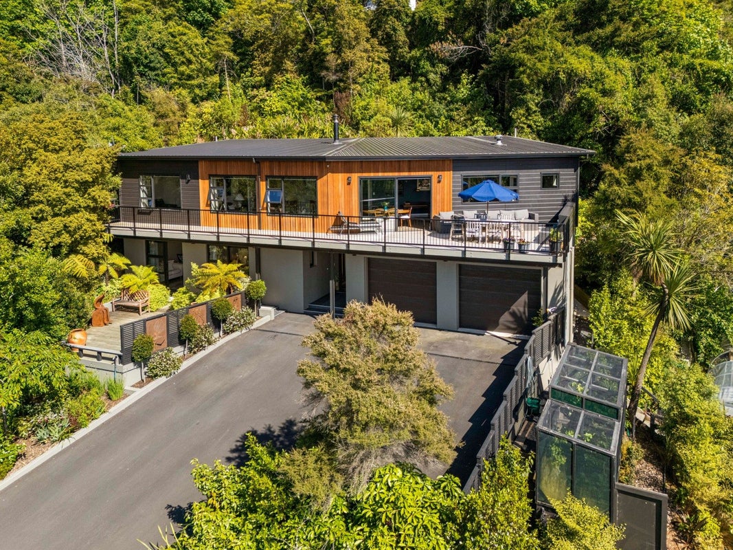 42A Saint Leonards Drive, Saint Leonards, Dunedin - Carousel 1