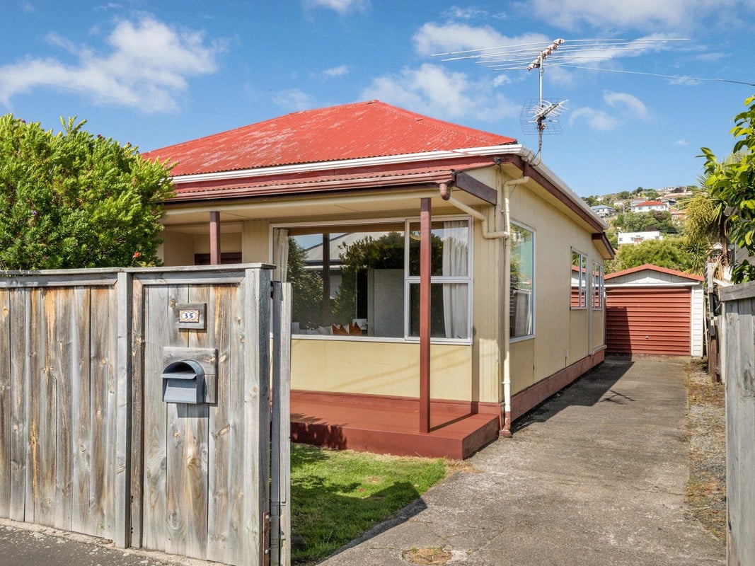 35 Richmond Street, Forbury, Dunedin - Carousel 1