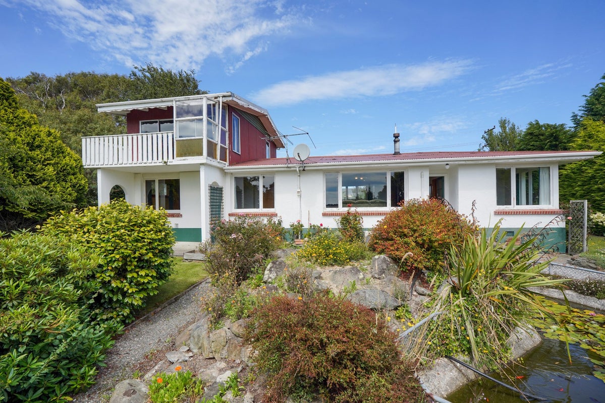 33 Bay View Road, Woodend, Invercargill - Carousel 1