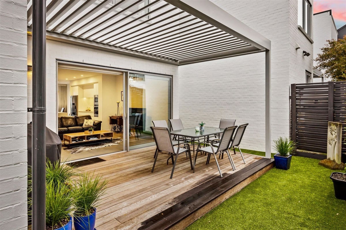 6 Catalina Bay Drive, Hobsonville, Auckland - Carousel 2