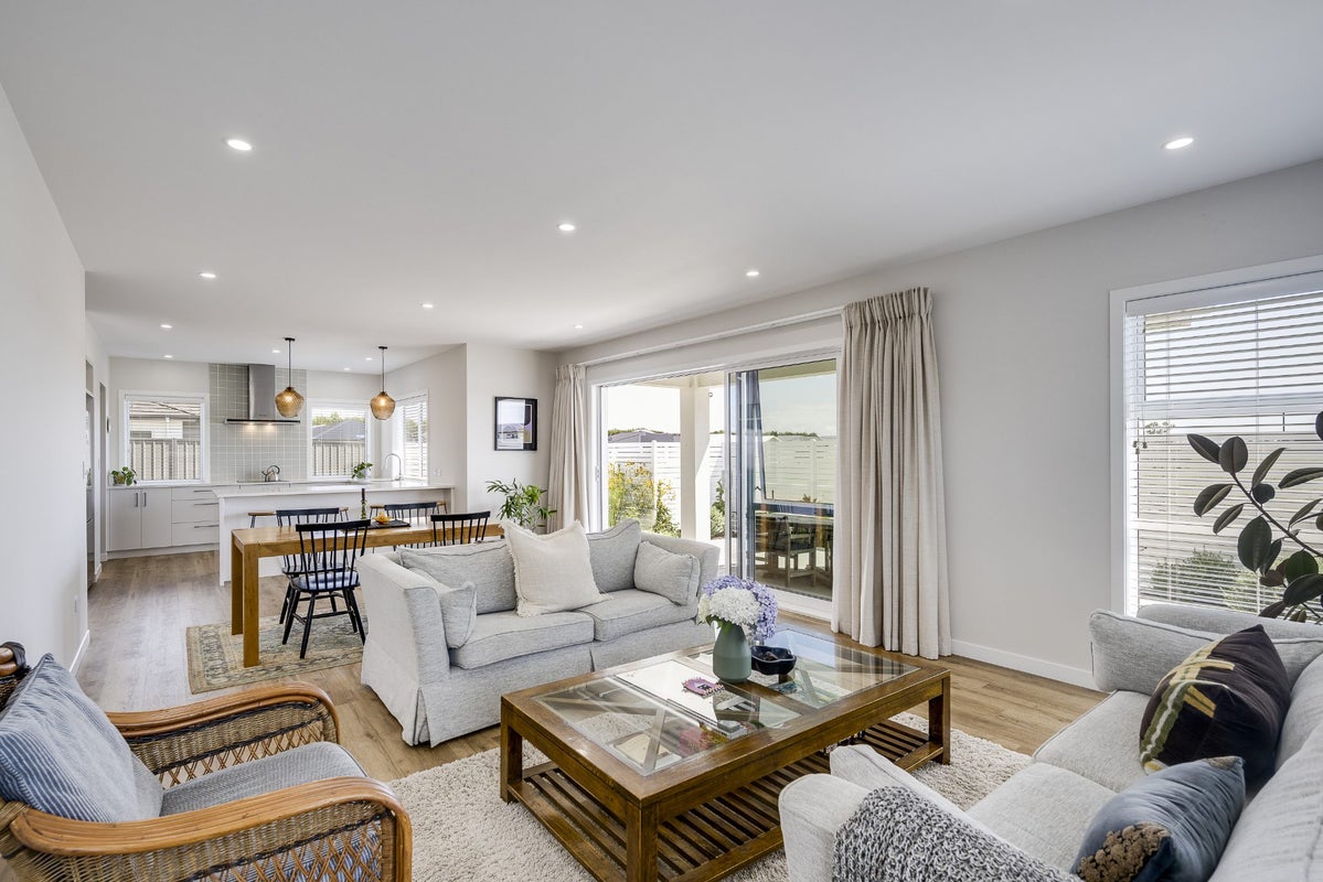 25 Wai Whatu Street, Meeanee, Napier - Carousel 2