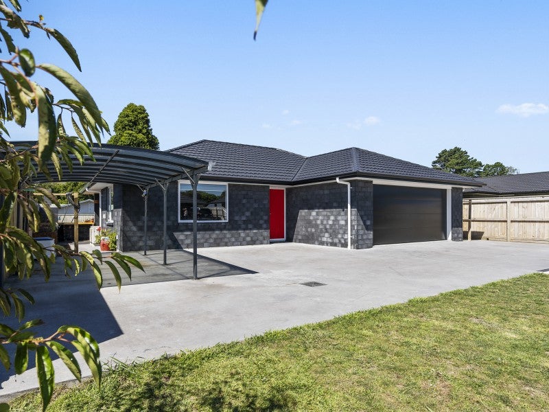 8 Tangaroa Street, Waitara, Waitara - Carousel 1