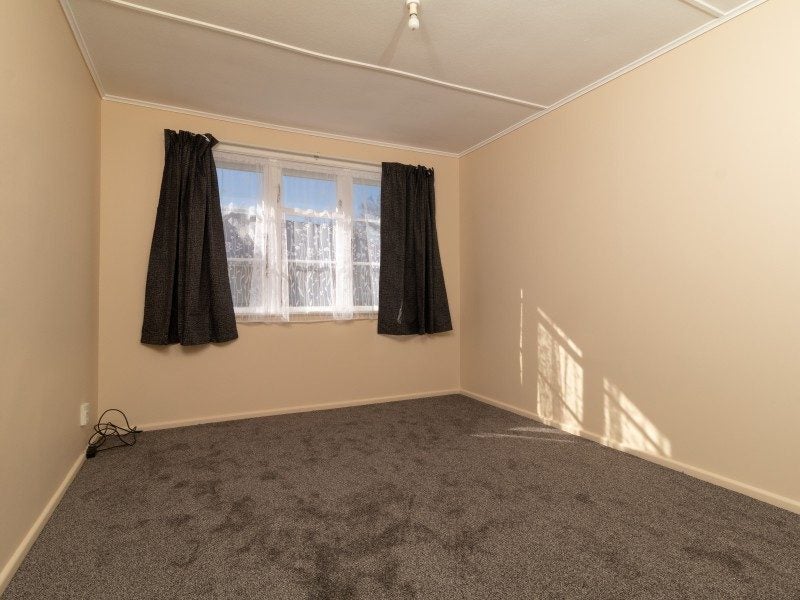 11 Richmond Street, Maraenui, Napier - Carousel 11