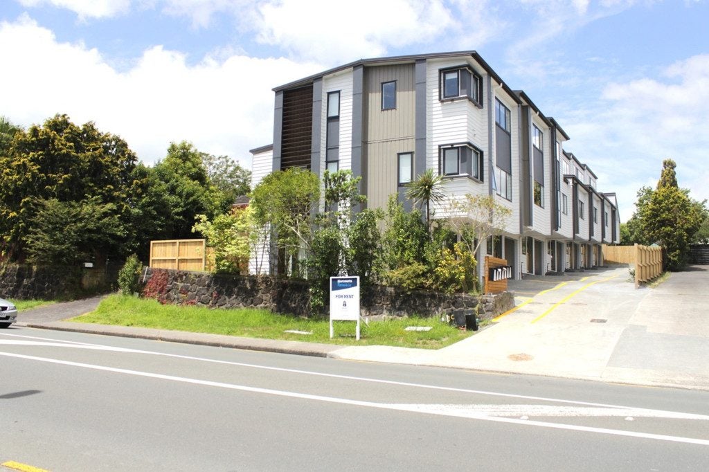 3/163 Edmonton Road, Te Atatu South, Auckland - Carousel 2