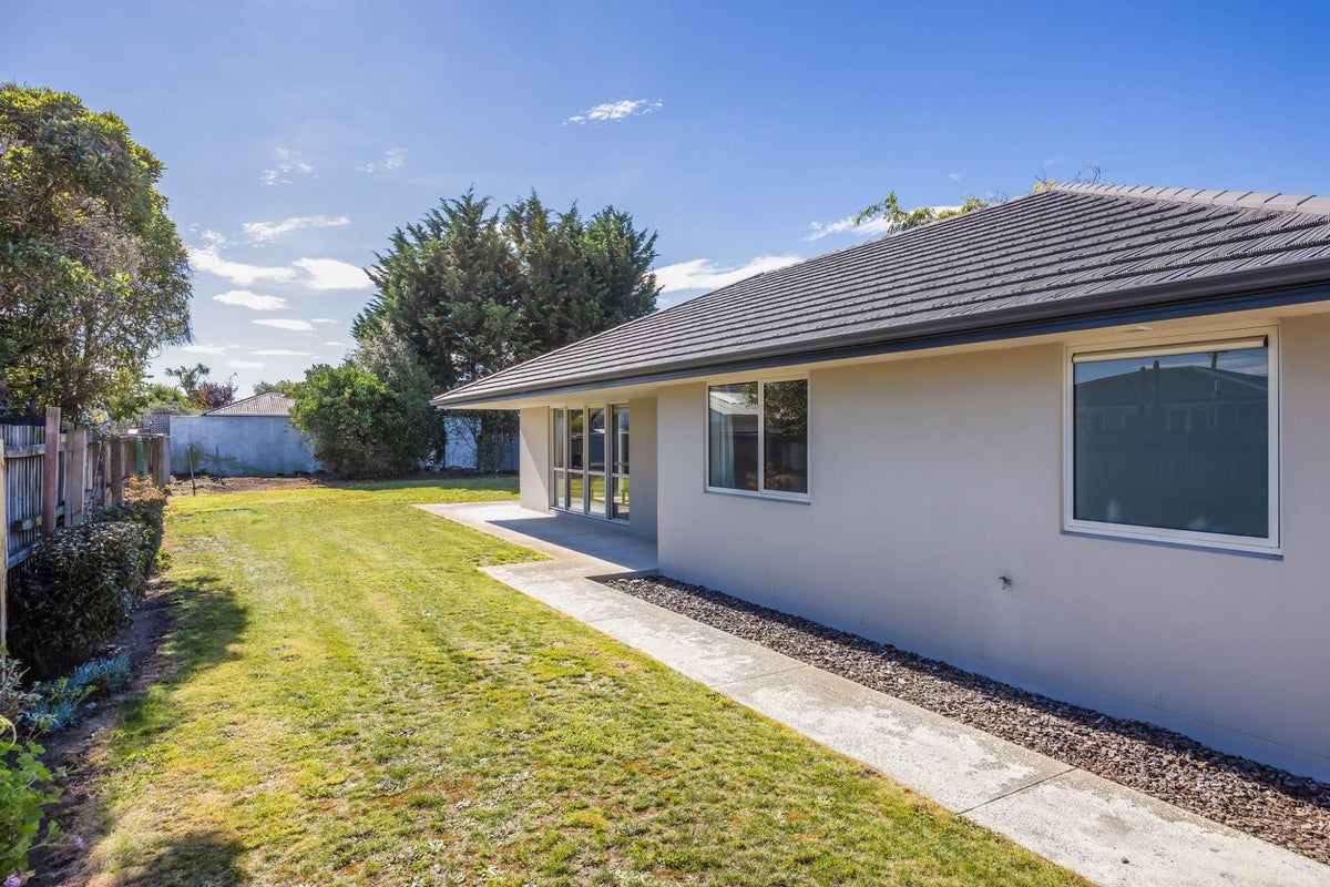 61 Vivian Street, Burwood, Christchurch - Carousel 14