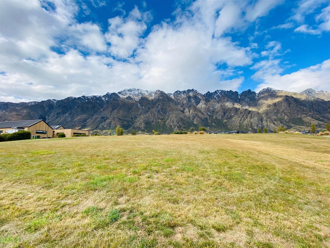 19 Cunninghams Drive, Jacks Point, Queenstown - Carousel 2