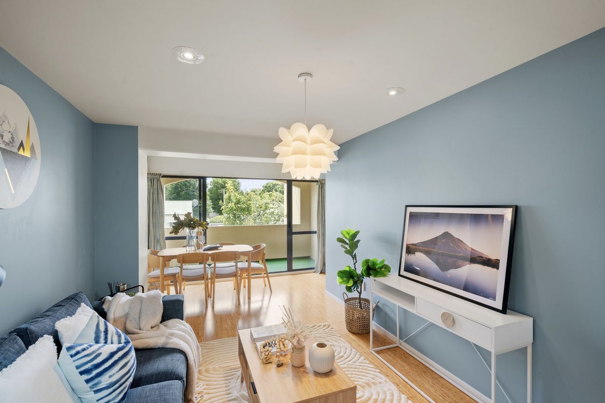 6/337 Armagh Street, Linwood, Christchurch - Carousel 2