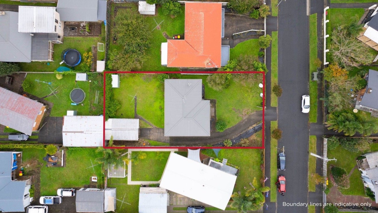 33 English Street, St Andrews, Hamilton - Carousel 1