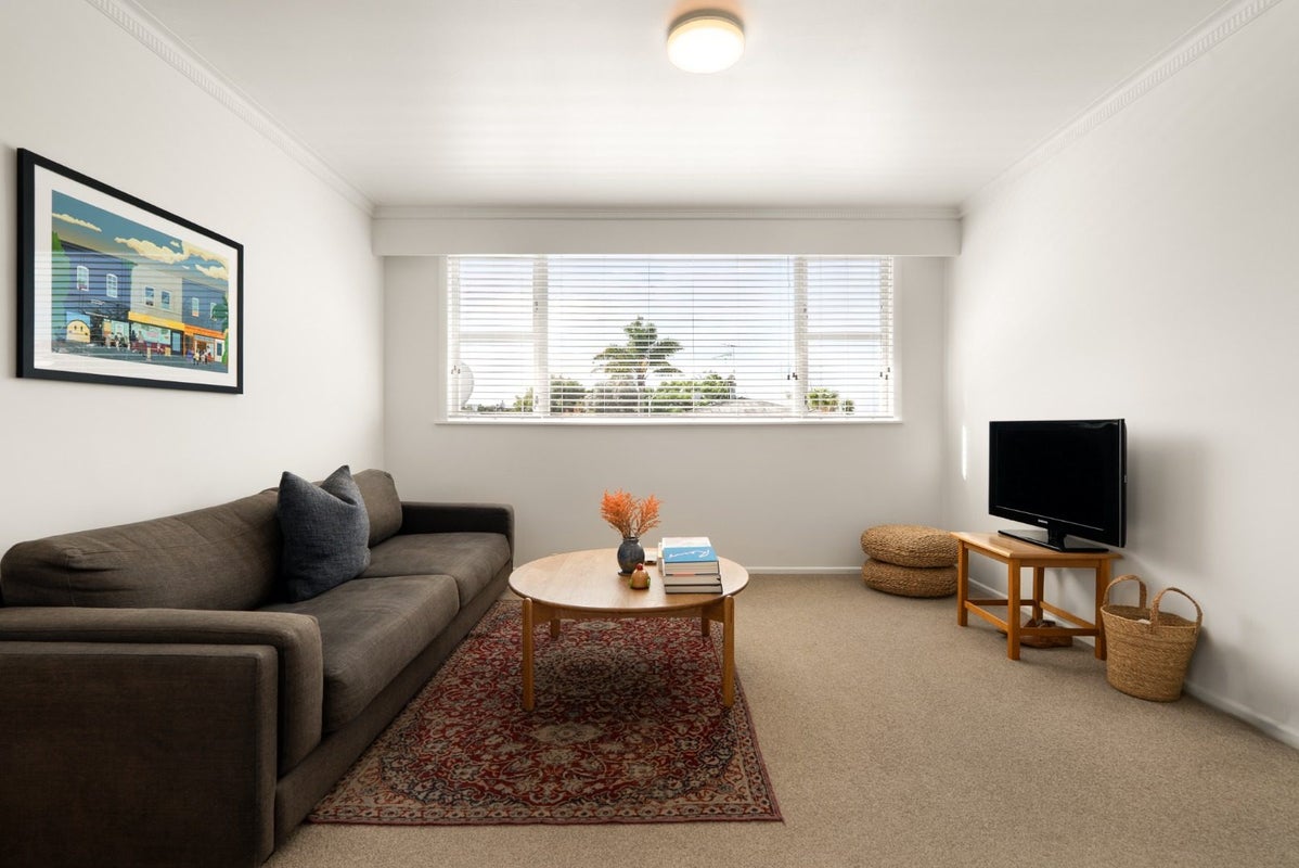 8/19 Vine Street, Ponsonby, Auckland - Carousel 2