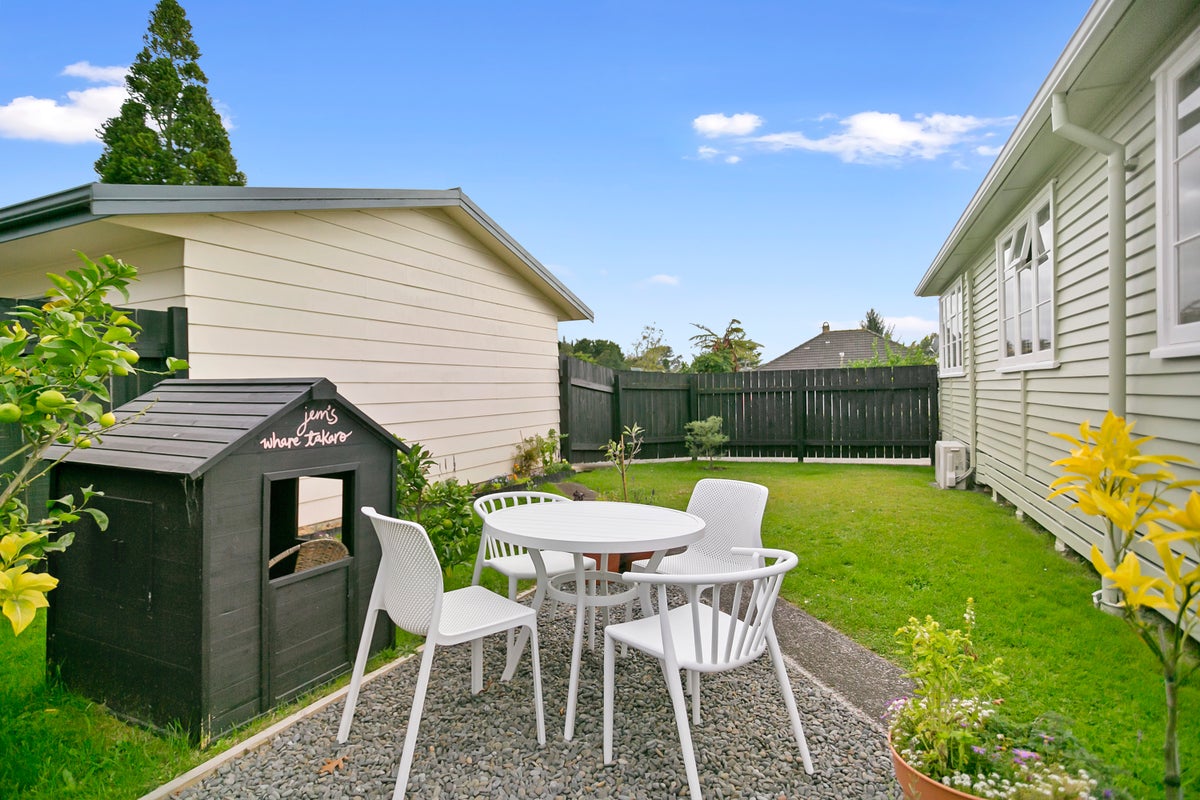 247 Tawhiao Street, Te Awamutu, Te Awamutu - Carousel 2