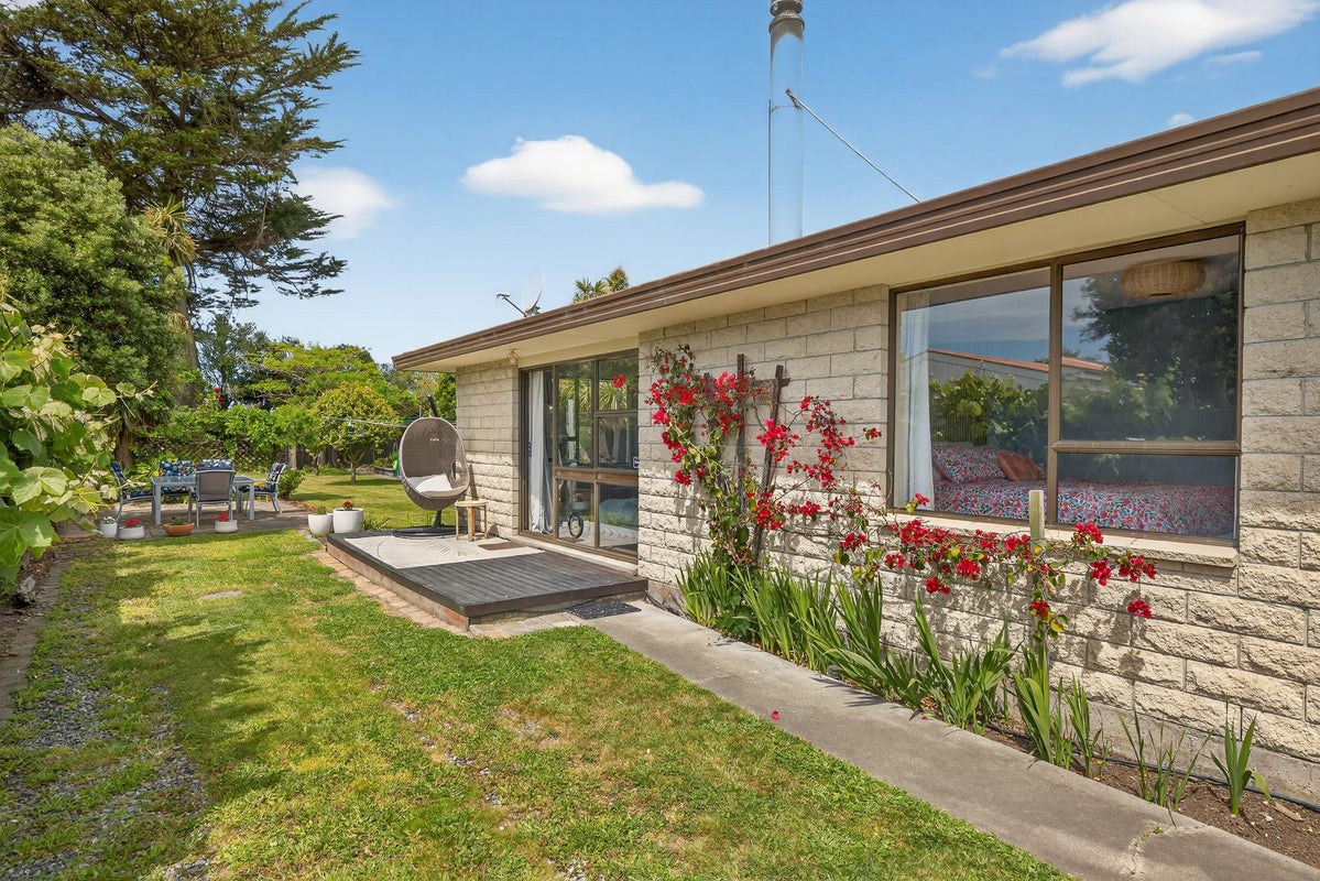 2/265 Estuary Road, South New Brighton, Christchurch - Carousel 2