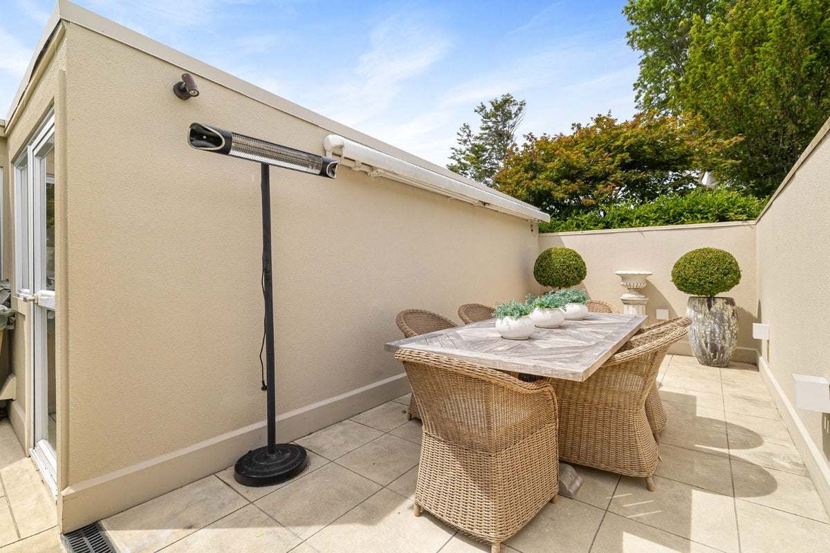 11A Stratford Street, Merivale, Christchurch - Carousel 21