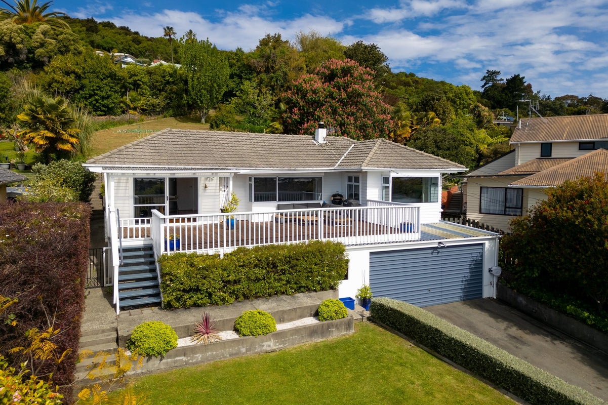 115 The Ridgeway, Stoke, Nelson - Carousel 2