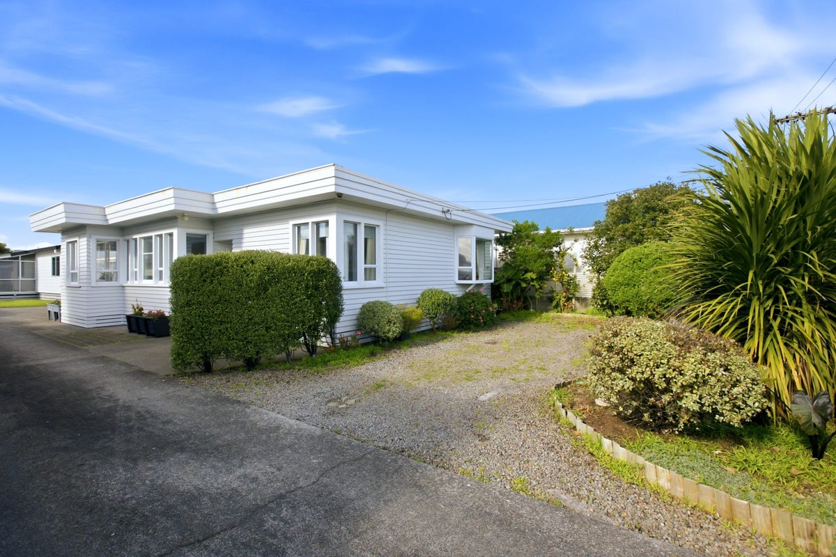 1/5 Rainsford Street, Moturoa, New Plymouth, Taranaki - Carousel 17