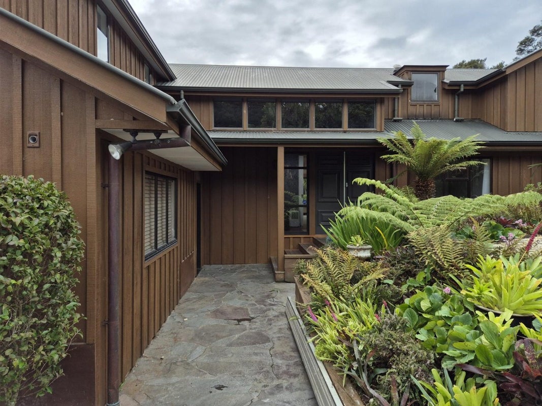 1 The Knoll, Greenhithe, Auckland - Carousel 30