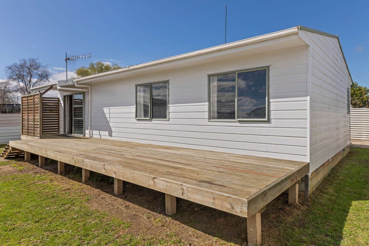 7A Reeve Road, Owhata, Rotorua - Carousel 1