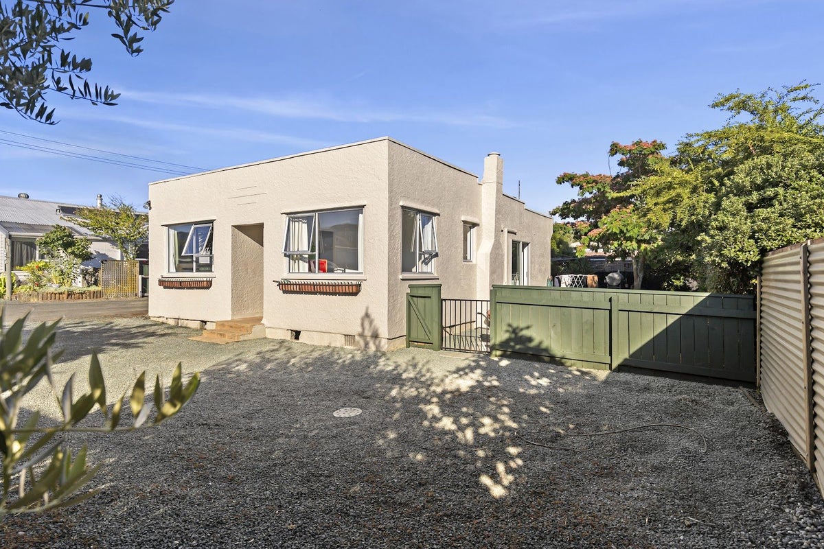 1/124 Muritai Street, Tahunanui, Nelson - Carousel 1