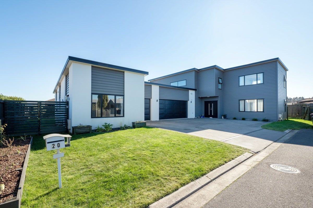 20 Carroll Place, Owhata, Rotorua - Carousel 1