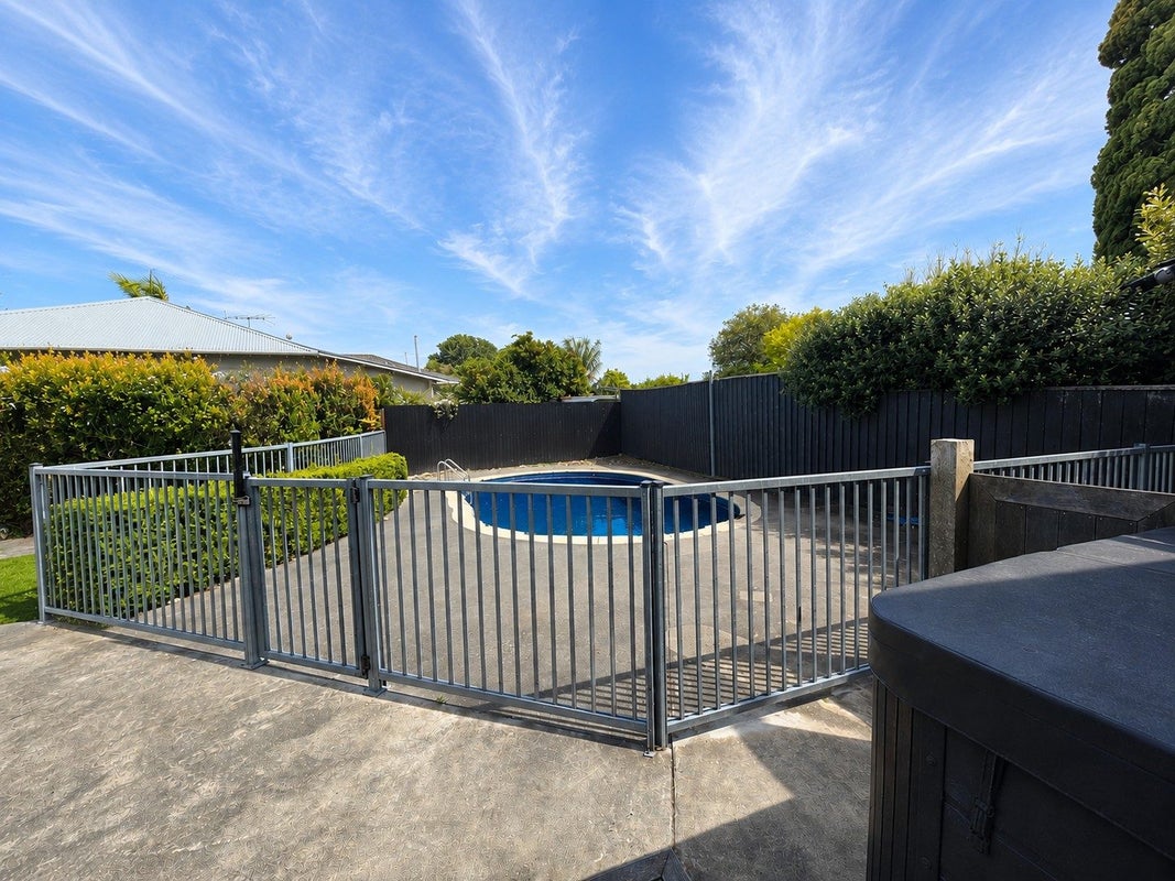 10 Russell Street, Whataupoko, Gisborne - Carousel 2