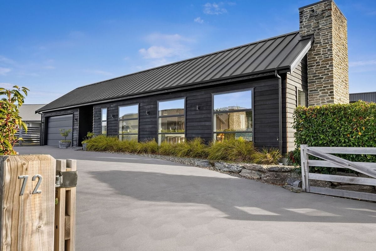 72 Infinity Drive, Wanaka - Carousel 2
