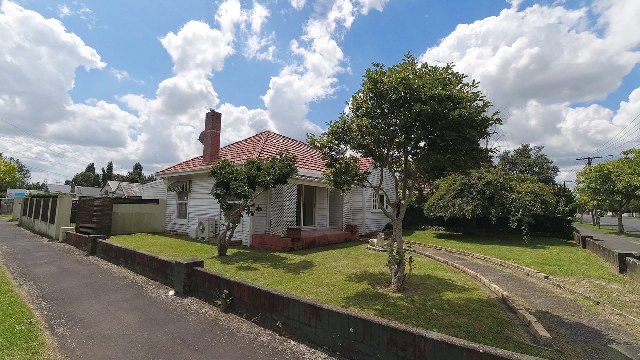 65 Cook Street, Hamilton East, Hamilton - Carousel 11