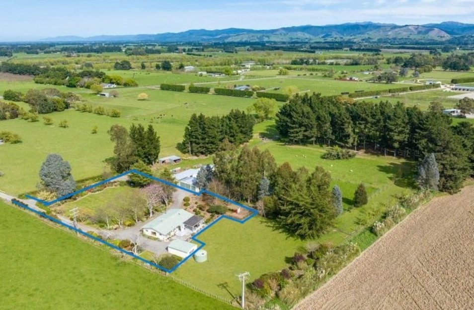 56 Upper Manaia Road, Upper Plain - Carousel 2