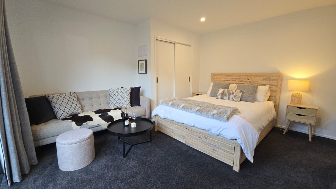 53 Corriedale Road, Jacks Point, Queenstown - Carousel 1