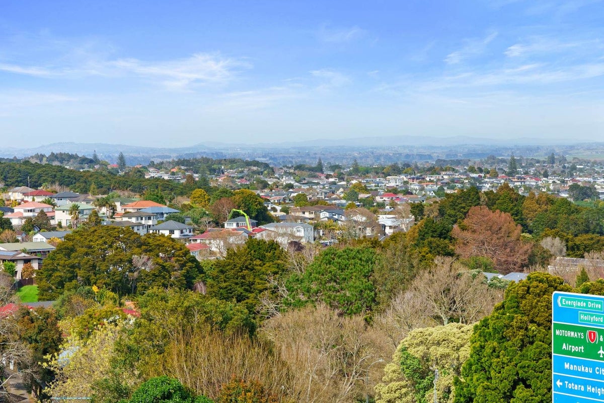 80 Redoubt Road, Goodwood Heights, Manukau City, Auckland - Carousel 35