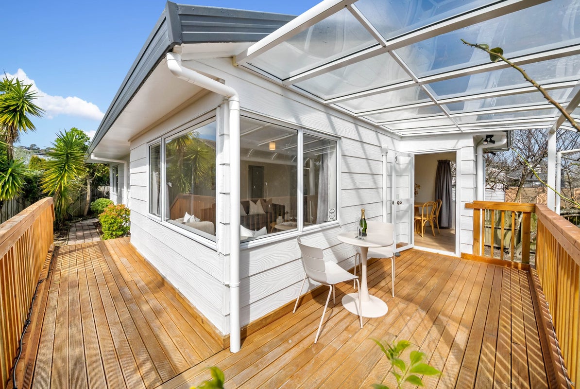 1/31 De Quincey Terrace, Highland Park, Auckland - Carousel 2