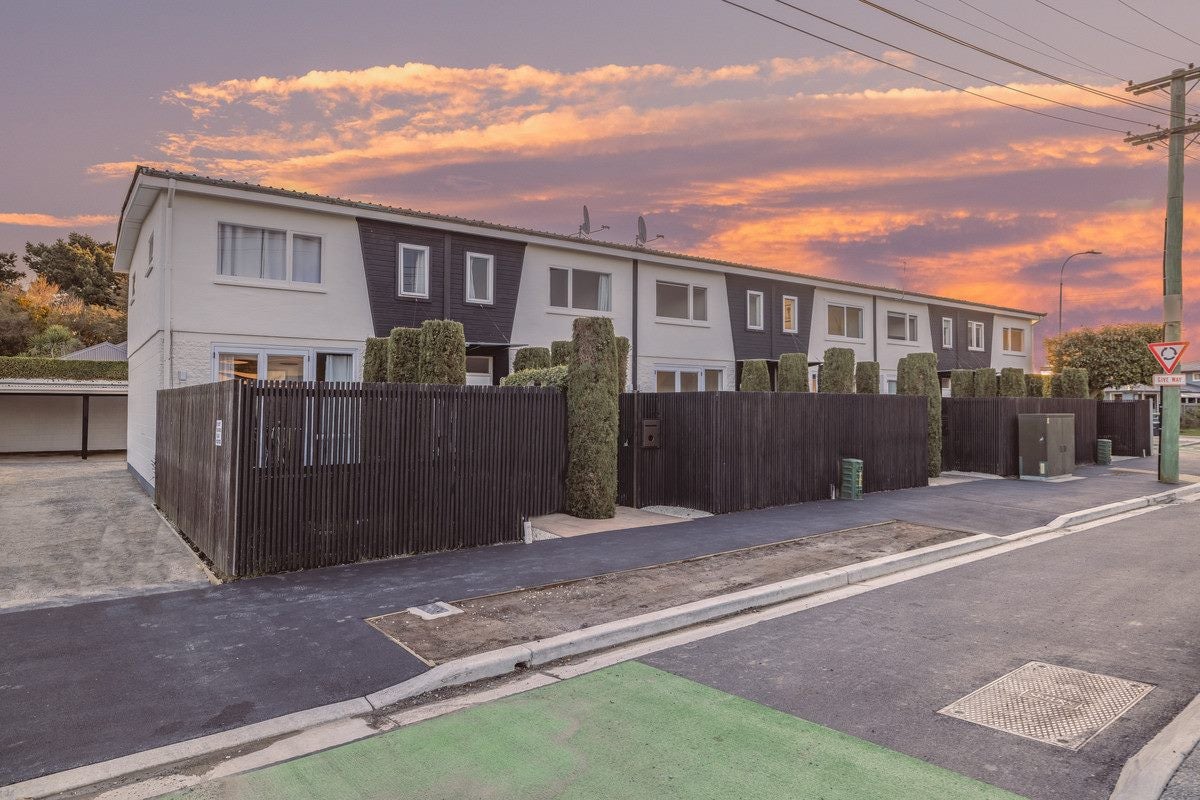 4/35 Craven Street, Sockburn, Christchurch - Carousel 2