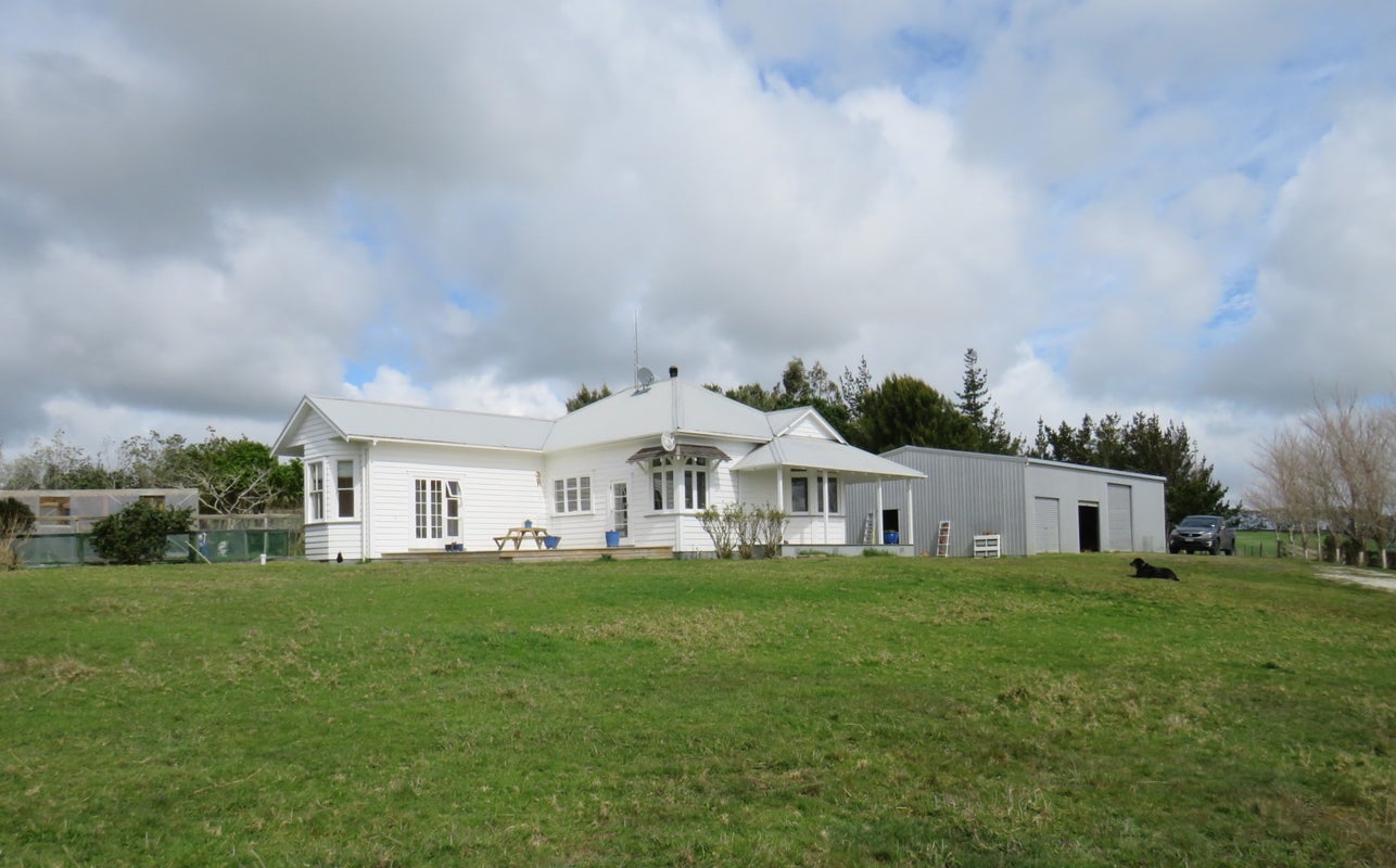 2203 Ararua Road, Matakohe - Carousel 1