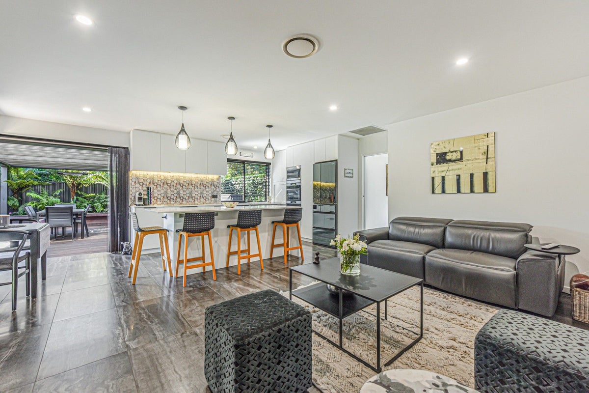 4B Tory Street, Maitai, Nelson - Carousel 2
