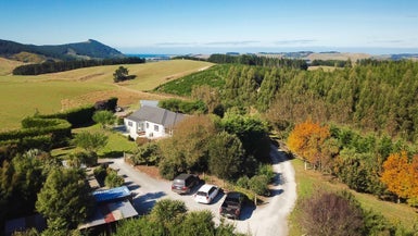 412 Horse Range Road, Bushey - Carousel 1