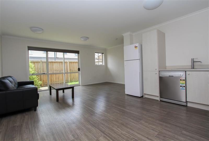 12 Chiefs Court, Hamilton East, Hamilton - Carousel 2