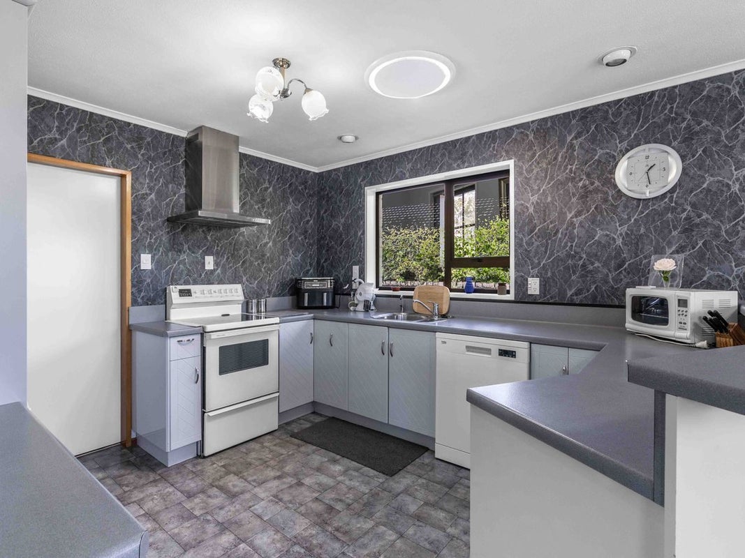 44 Terrace Street, Rosedale, Invercargill - Carousel 2