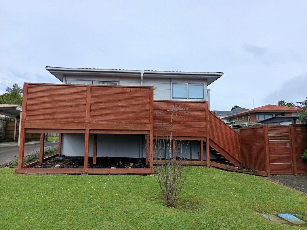 2/3 Cromdale Avenue, Highland Park, Auckland - Carousel 2