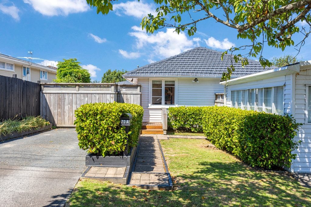 70A Commissariat Road, Mount Wellington, Auckland - Carousel 1